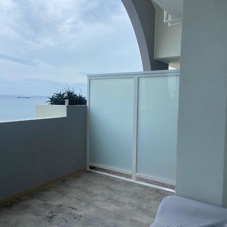 Bari Nalasia Beach Apartment מראה חיצוני תמונה